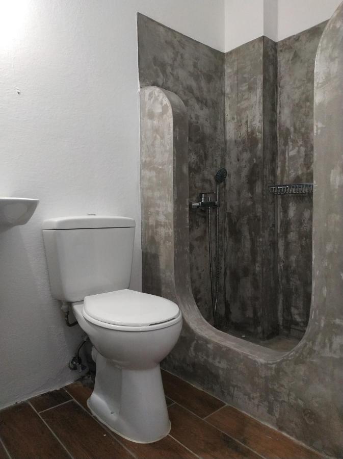 Stamatia'S Rooms Agios Kirykos  ภายนอก รูปภาพ