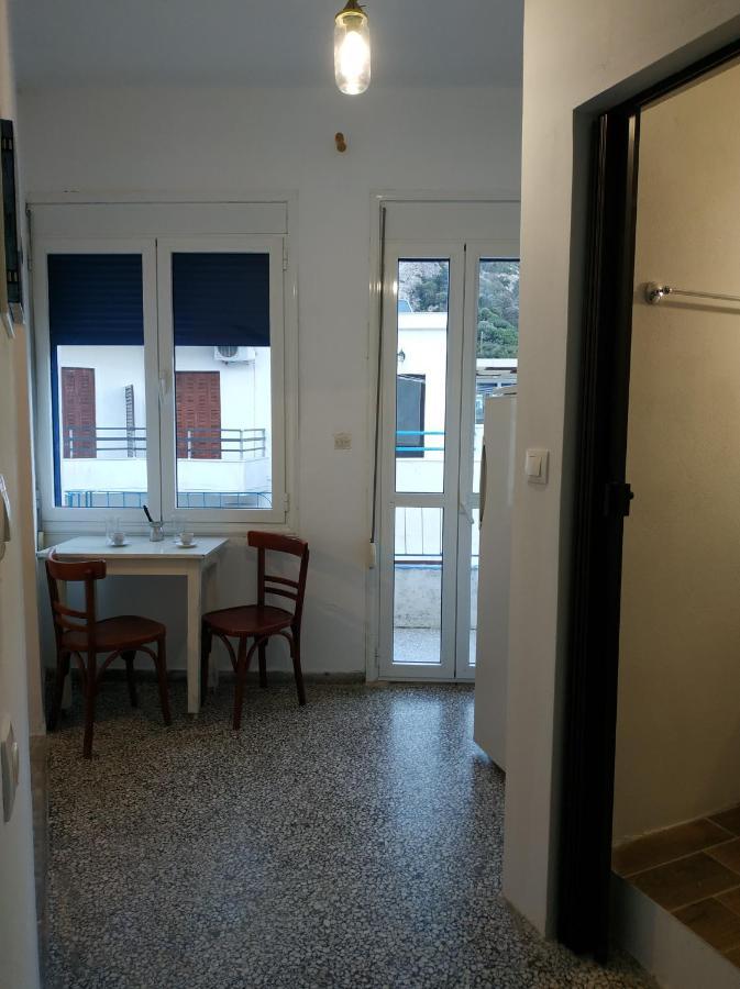 Stamatia'S Rooms Agios Kirykos  ภายนอก รูปภาพ