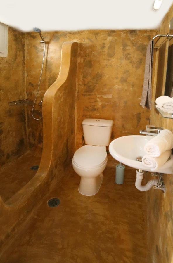Stamatia'S Rooms Agios Kirykos  ภายนอก รูปภาพ